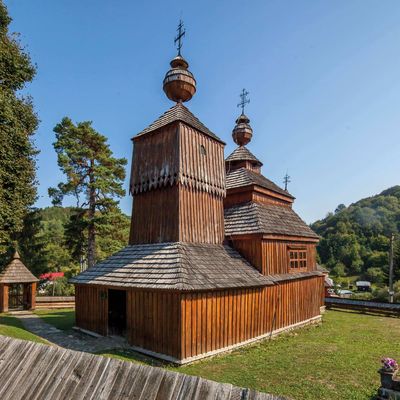 Zastavený čas: Príďte si pozrieť drevené i kamenné kostoly a synagógu