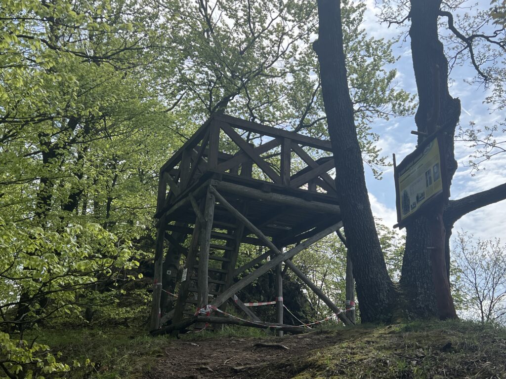 Lesný náučný chodník Herlica - rozhľadňa