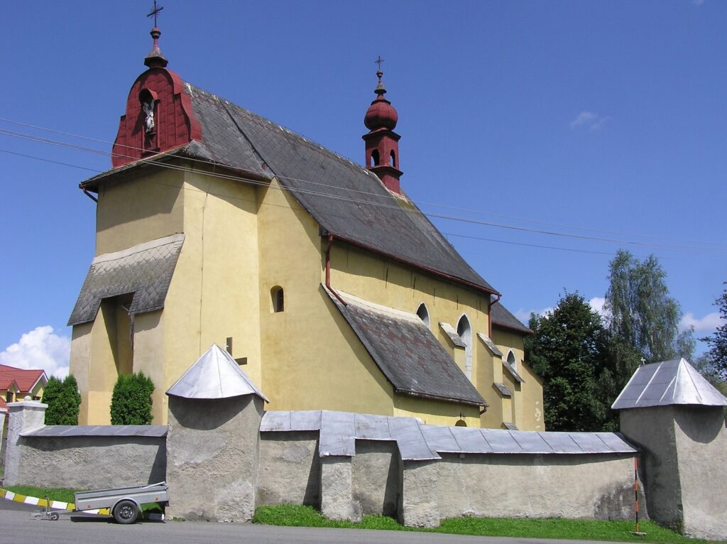 Kostol-Sv.-Petra-a-Pavla-Matiasovce, Zdroj: Marek Cepko