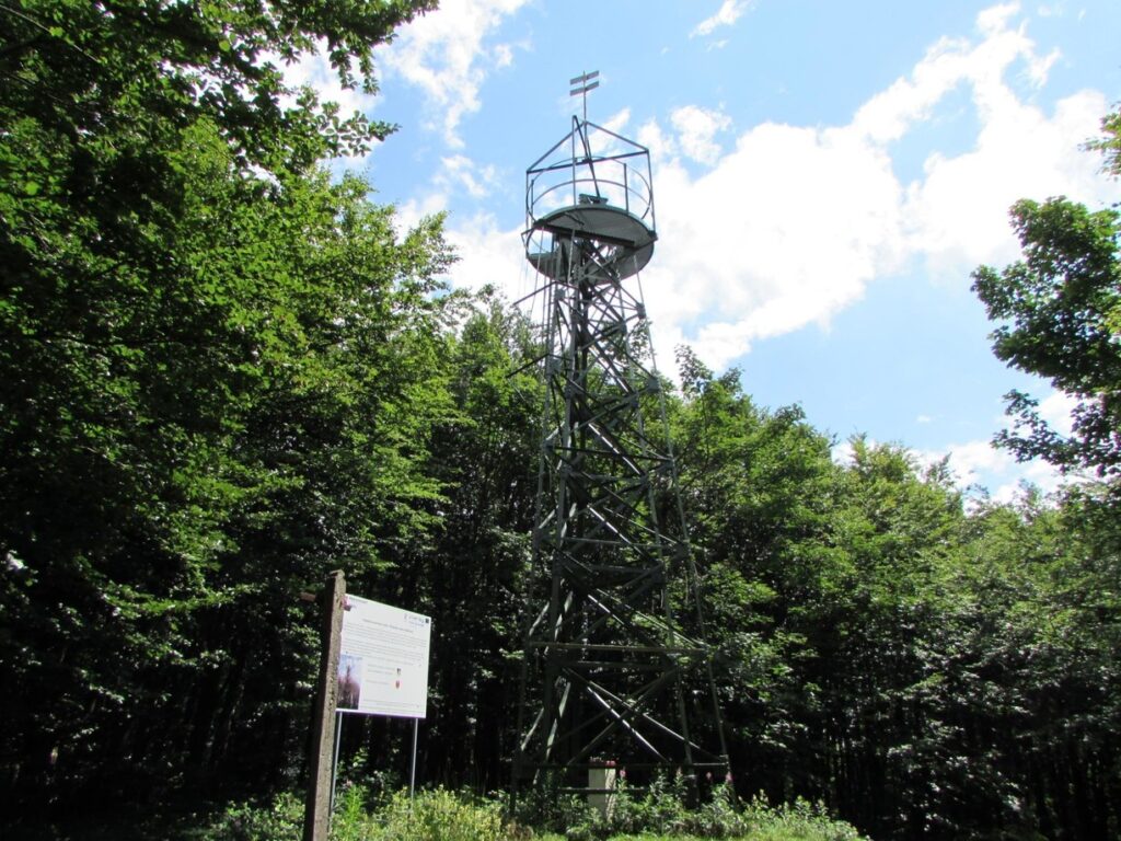 Rozhladna na pasekach, zdroj-www.hiking.sk