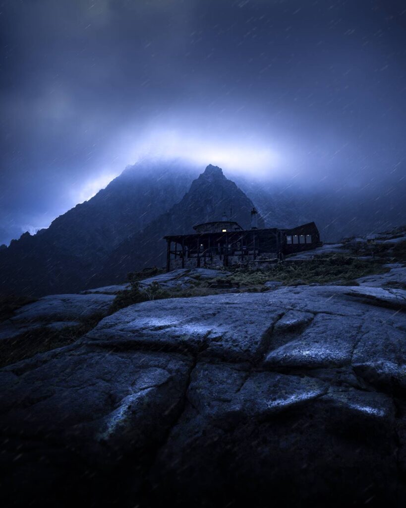 Tomáš Pitka - Volanie temnoty (Téryho chata), Krajinárska fotografia