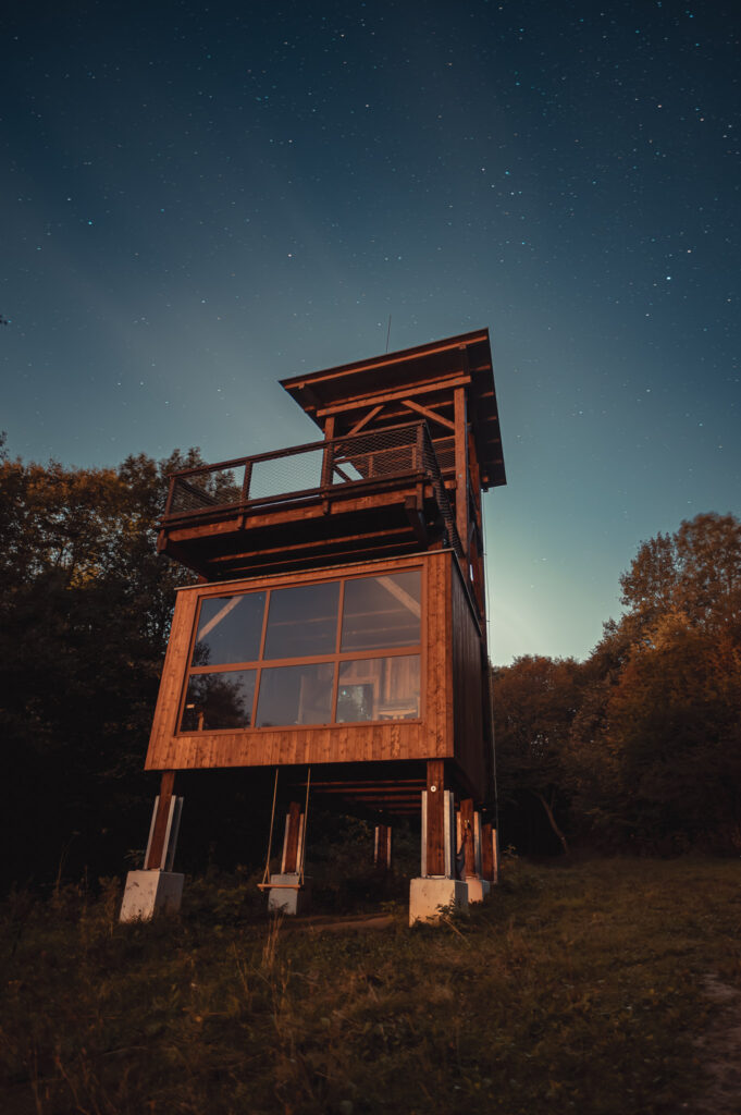 Vyhliadka s útulňou, Svidník