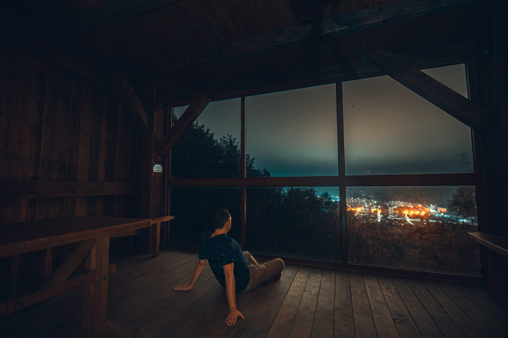 Výhľad na mesto z Vyhliadky - L. Šedivý